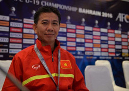 HLV U20 Việt Nam Hoàng Anh Tuấn chúc Tết Nguyên đán Đinh Dậu độc giả VTC News