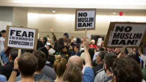 Bộ An ninh Nội địa Mỹ 'treo' lệnh cấm Hồi giáo của Tổng thống Donald Trump