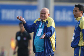 FLC Thanh Hóa bất bại: Dấu ấn ông thầy vô địch Champions League