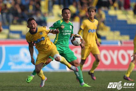 Chuyện lạ V-League: Công Vinh chi tiền tỷ mua xe khủng cho CLB TP.HCM