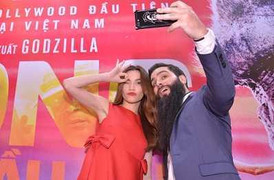 Suboi: Đạo diễn phim 'Kong: Skull Island' rất dễ thương, vui tính