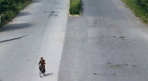 Ảnh hiếm về đường cao tốc ở Triều Tiên