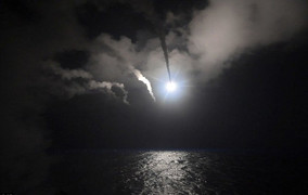 Số phận 36 tên lửa Tomahawk Mỹ bắn trượt mục tiêu Syria