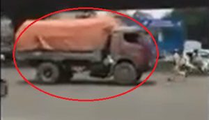 Video: Xe tải chạy lùi thách thức CSGT trên phố Hà Nội