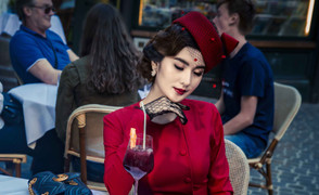 Hoàng Thuỳ đá xoáy Minh Tú: Không phục thì 'bắc thang lên hỏi ông trời'