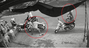 Trộm bày binh bố trận, bẻ khóa ăn cắp xe máy nhanh như chớp
