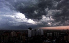 Thời tiết hôm nay 13/6: Bắc Bộ mưa kéo dài, đề phòng dông lốc