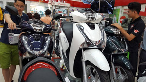 Giá xe máy Honda đang rơi tự do