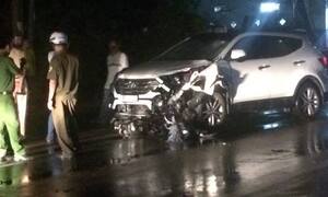 Xe máy đối đầu ô tô, 2 người chết thảm