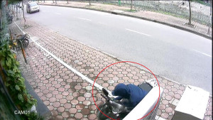 'Đạo chích' bẻ khoá xe SH dựng bên đường và cái kết không ngờ