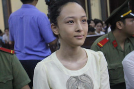 Màn đối đáp gây bất ngờ giữa Phương Nga với luật sư của Cao Toàn Mỹ