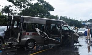 2 xe khách đối đầu ở Kon Tum: Thêm nạn nhân tử vong