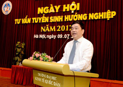 Hiệu trưởng ĐH Kinh tế Quốc dân: Điểm chuẩn năm nay sẽ tăng nhẹ