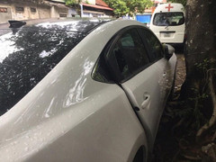 Phát hiện vật thể lạ ghi chữ Trung Quốc trôi dạt vào bờ biển Thừa Thiên Huế