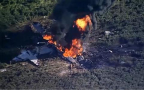 Máy bay quân sự Mỹ nổ giữa trời: Nghi do dùng linh kiện Trung Quốc