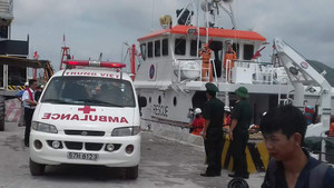 Chìm tàu ở Nghệ An: Thợ lặn ngừng tìm kiếm thuyền viên mất tích