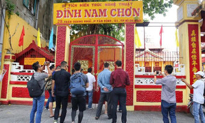 20 thí sinh có điểm xét tuyển cao nhất vào ĐH Kinh doanh và công nghệ Hà Nội