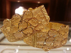 Giá vàng hôm nay 21/7: Đang đà tăng giá, bán ra là thất sách?