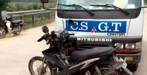 Xe CSGT tông xe máy, nam thanh niên bị chấn thương sọ não