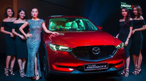 Choáng với giá bán của Mazda CX-5 2017 lên tới 2,24 tỷ đồng