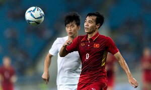 Xuân Trường, Văn Toàn ghi 100 bàn mới nghỉ