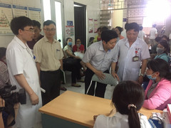 Sẽ hỗ trợ bệnh nhân sốt xuất huyết tại nhà qua đường dây nóng