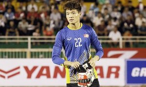 Thủ môn U22 Việt Nam nhập viện kiểm tra chấn thương