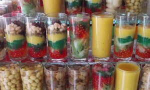 Video: Những bát chè bạn đang ăn có thể thấm đẫm hóa chất phẩm màu công nghiệp
