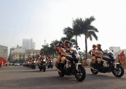 Ngắm dàn xe mô tô mạnh mẽ của CSGT Hà Nội phục vụ APEC 2017