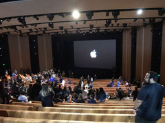 Ảnh: Cận cảnh trụ sở mới 'siêu khủng' của Apple