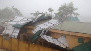 Cập nhật tin bão số 10: Đêm nay, miền Trung mưa to khủng khiếp