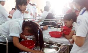 Phụ huynh hoang mang trước hàng loạt vụ ngộ độc thực phẩm tại trường học.
