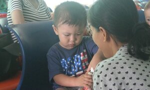 Sức khỏe bé trai bị đâm xuyên não ra sao khi 2 tuổi?