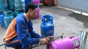 Video: Kẻ nào 'cắt tai, mài vỏ' bình gas, coi thường tính mạng người tiêu dùng?