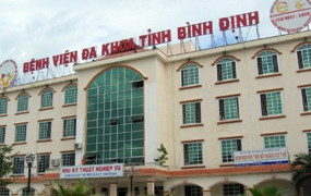 Bình Định: Cách chức bác sỹ từng bị kỷ luật gạ tình nữ nhân viên