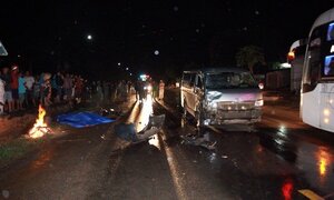 Xe khách tông trực diện xe máy, một người đàn ông chết thảm