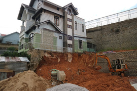 Sạt taluy công trình, một người bị vùi lấp ở Lâm Đồng