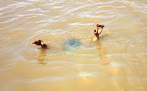 5 nam sinh chết đuối khi đi câu cá ở Hà Nội