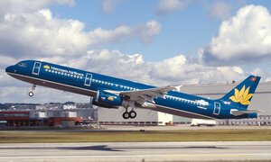 Máy bay Vietnam Airlines hạ cánh khẩn cấp tại Ấn Độ cấp cứu hành khách