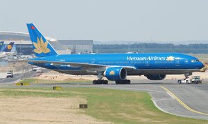 Hy hữu: Máy bay Vietnam Airlines bị delay vì 3 con chó bất ngờ xâm nhập đường băng