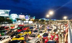 Infografic: Ô tô vào trung tâm TP.HCM sẽ phải trả phí ra sao?