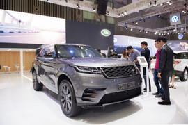 Range Rover Velar 'đắt đỏ' chính thức ra mắt tại Việt Nam giá 4,9 tỷ đồng