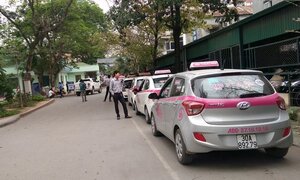 Taxi độc quyền tại các bệnh viện, Bộ Y tế yêu cầu 6 bệnh viện làm rõ