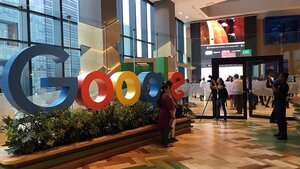 Có thách tiền tấn, Facebook, Google cũng không bao giờ rời Việt Nam