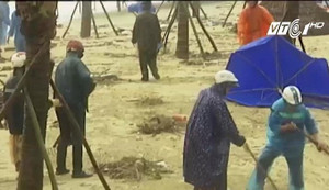 Đà Nẵng: Toàn dân đội mưa dọn dẹp sau bão, gấp rút chuẩn bị cho APEC