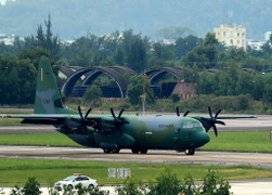 APEC 2017: Cận cảnh 'Ngựa thồ' C-130 của quân đội Hàn Quốc đến Đà Nẵng