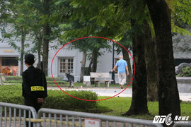 Mật vụ Mỹ và chó nghiệp vụ xuất hiện ở khách sạn Metropole trước giờ Tổng thống Trump đến Hà Nội