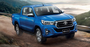 Mẫu bán tải Toyota Hilux Revo 2018 bán chính thức tại Thái Lan chỉ 466 triệu đồng