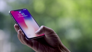 Khó tin: iPhone X được bán chính hãng tại Việt Nam, giá 4,9 triệu đồng