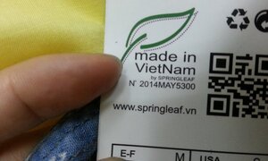 Nguồn gốc bất ngờ hàng may mặc xuất dư chất lượng cao 'Made in Vietnam'
